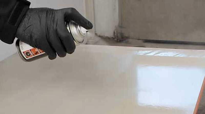 Stahblech grundieren mit Sprühdose